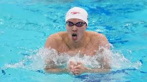 博弈心理学：解析“赌徒的骄傲”——为什么很多人宁愿输光也不愿承认自己被“唬骗”了？（博弈心理学解码赌徒的自负：为什么许多人宁可输个精光也不愿承认遭到诈唬？）